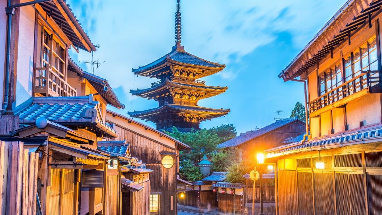 live and study kyoto guide