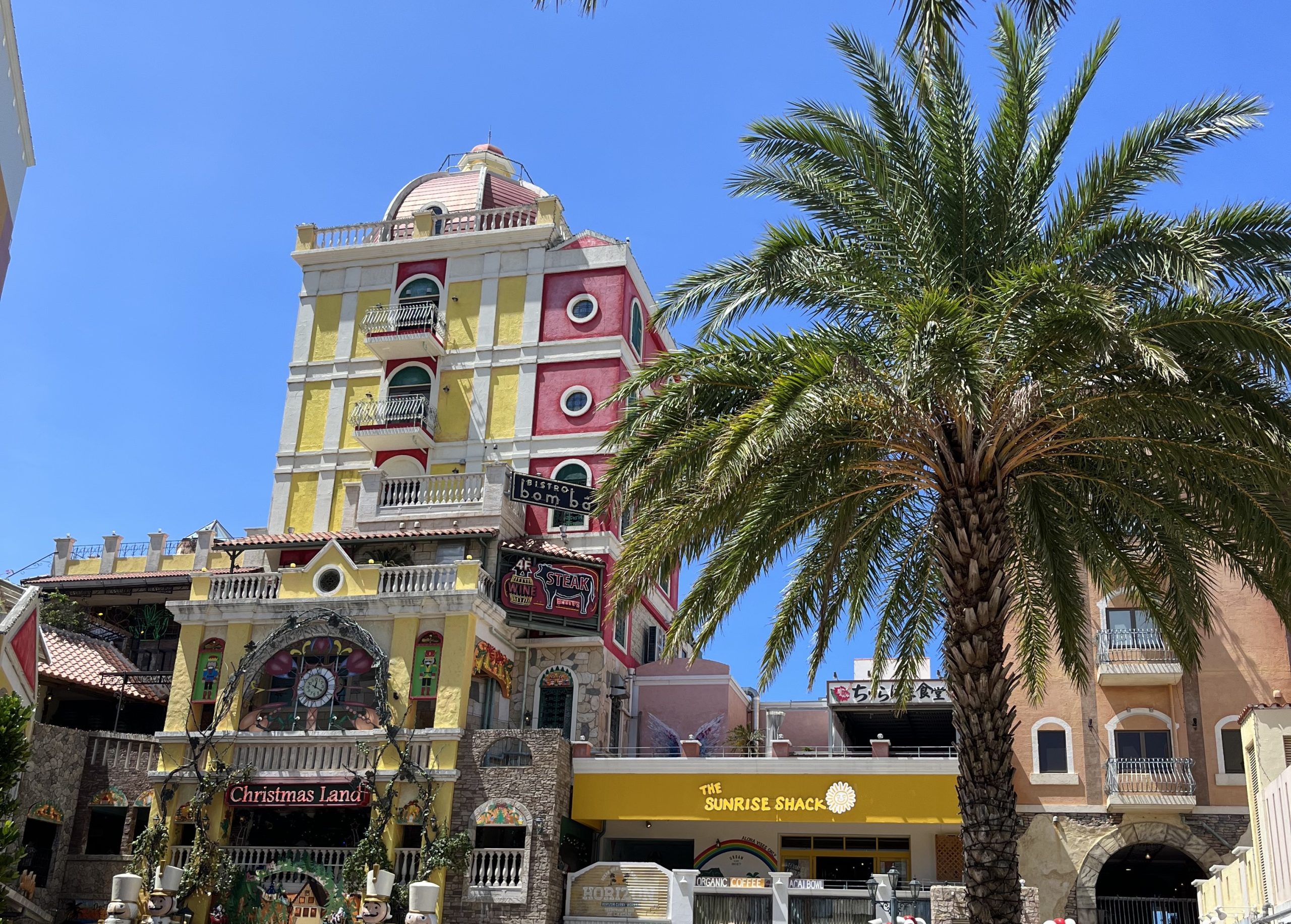 mihama american village in okinawa