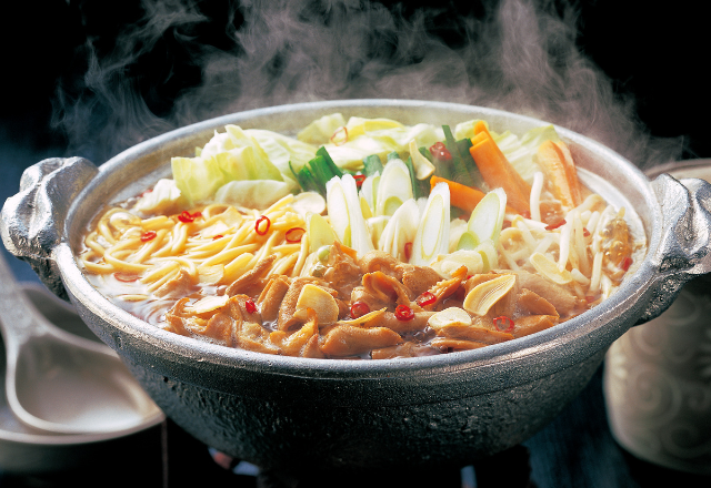 Hot pot of motsunabe, a Fukuoka specialty made with beef offal, cabbage, and garlic.