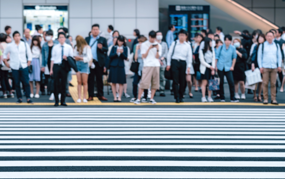 weird rules in Japan – jaywalking is illegal even on empty streets