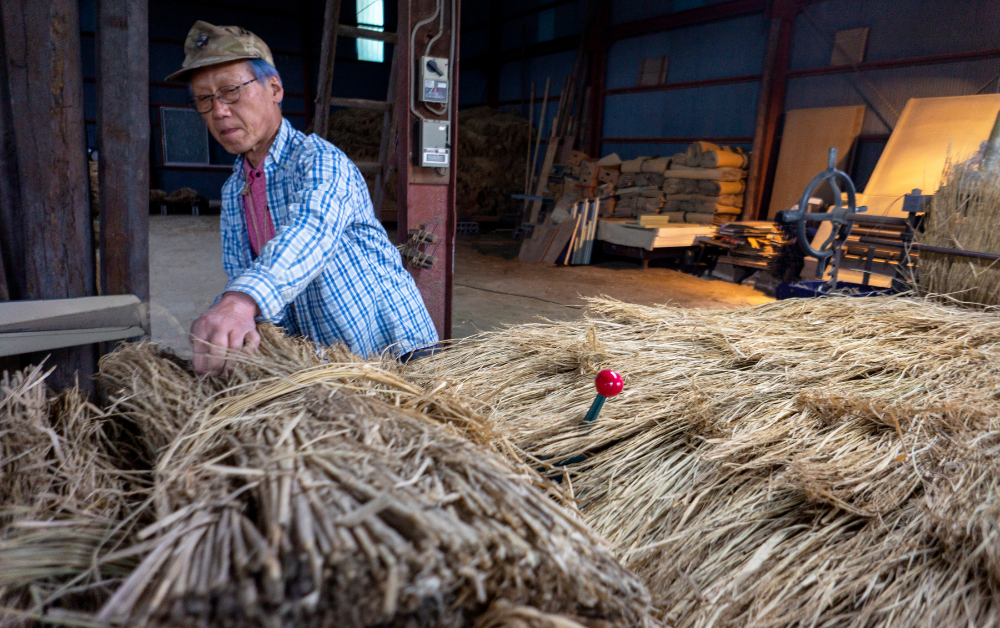 Old Japanese men working