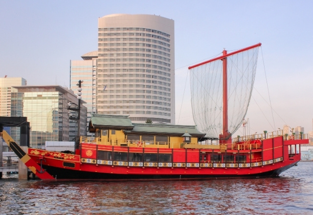 Yakatabune Cruise